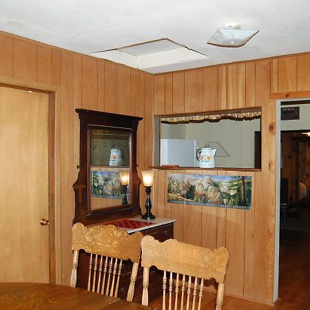 6S Fretzs Den Villa South Wawona ภายนอก รูปภาพ